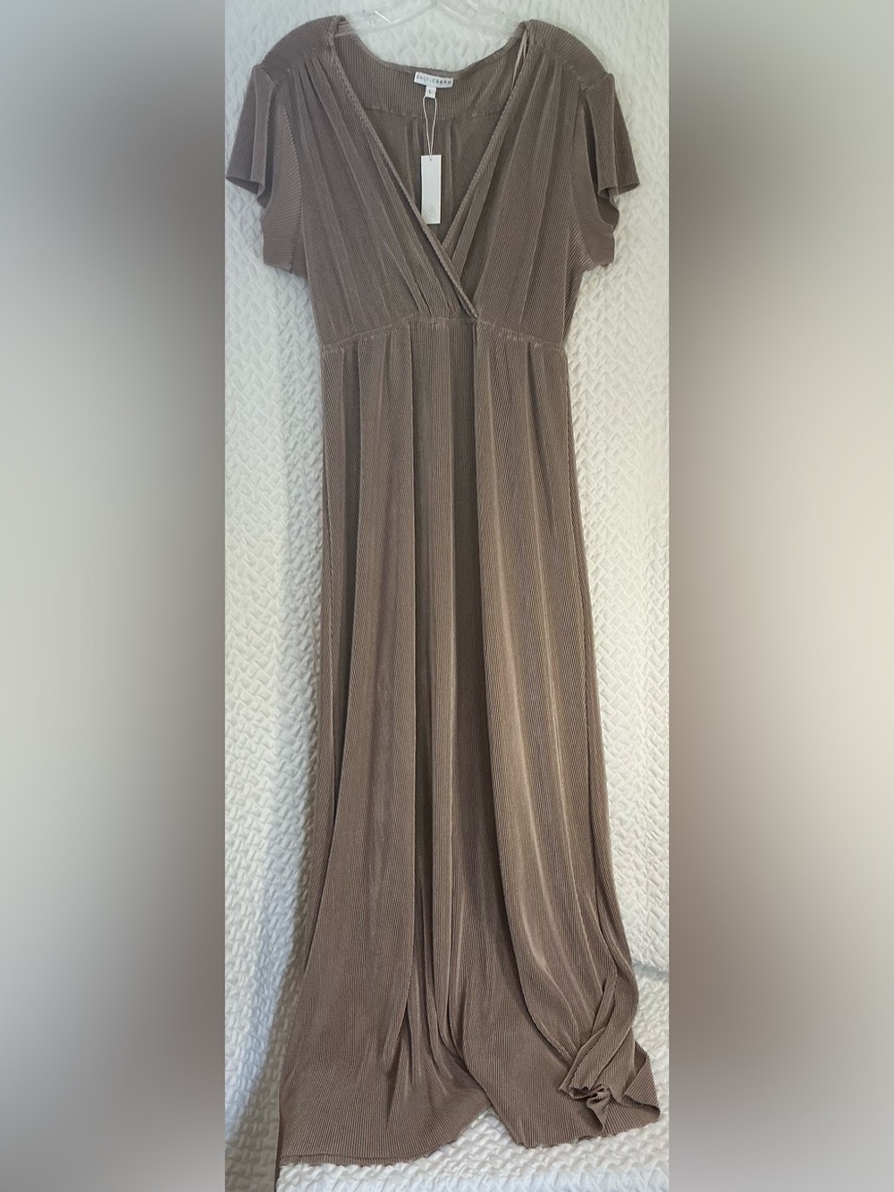 Baltic Born Athena Pleated Maxi Dress Size L Taupe Brown NWT Wedding Guest - Picture 5 of 6